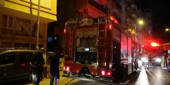 Antalya’da Balkon Yangını Panik Yarattı