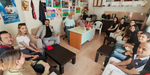 Mimarlar ve Öğrenciler, Görme Engellilerin Yaşamına Odağı Yönlendiren Empati Projesinde Buluştu
