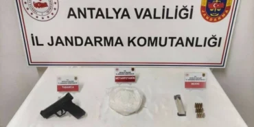 Gazipaşa’da Uyuşturucu Operasyonu: 1,5 Kilo Metamfetamin ve Tabanca Ele Geçirildi