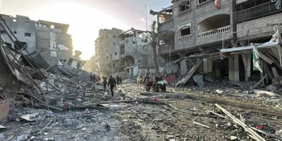 Gazze’deki İsrail Saldırıları: 61 Filistinli Hayatını Kaybetti