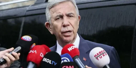 CHP İstanbul İl Başkanlığına Polis Ablukası: Mansur Yavaş’tan Sert Tepki ve Demokrasi Uyarısı