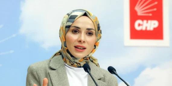 CHP Genel Başkan Yardımcısı Kılıç ve Ekibi, Parti Binasına Giriş Sırasında Darbedildi